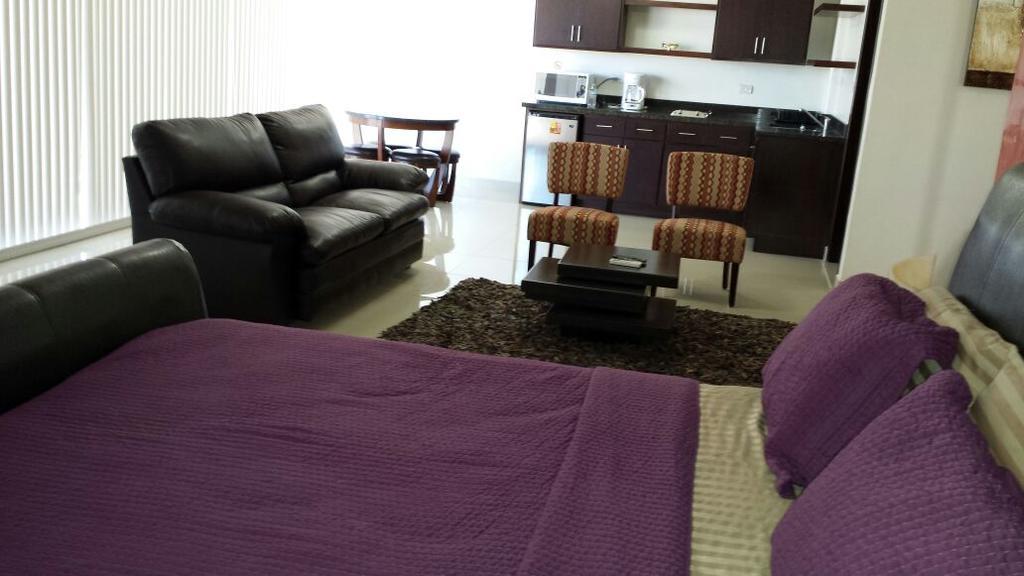 Premier Hotel Suites Ciudad Obregón Esterno foto